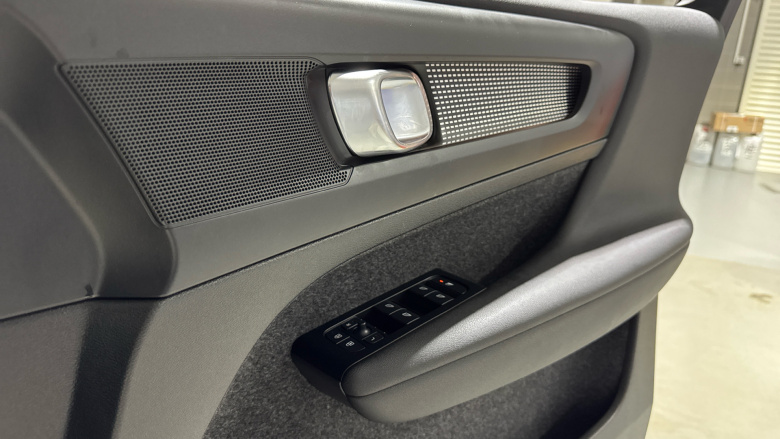 Volvo Xc40 1.5 T3 [163] R DESIGN 5dr Geartronic Petrol Estate